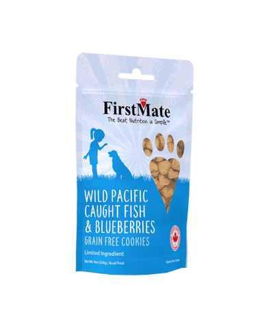 Firstmate Wild Pacific Caught Fish & Blueberries Cookies 8oz bag